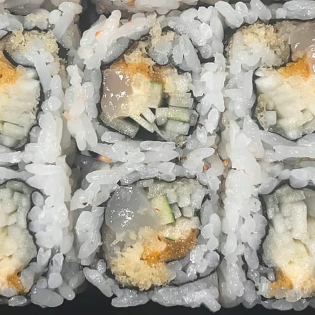 Spicy Scallop Roll.