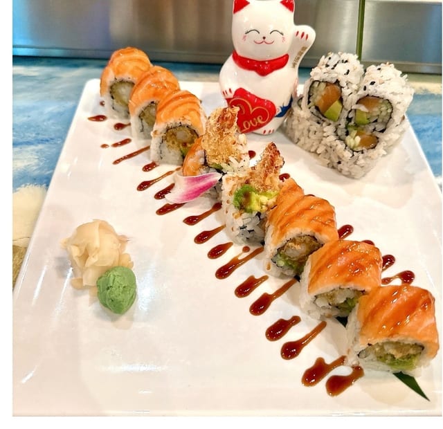 Golden Lobster Roll.